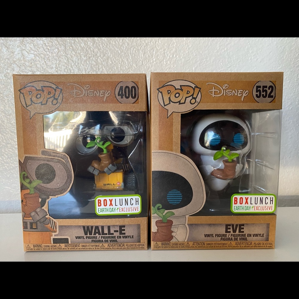 Funko Pops! Wall-E and Eve Earth day set